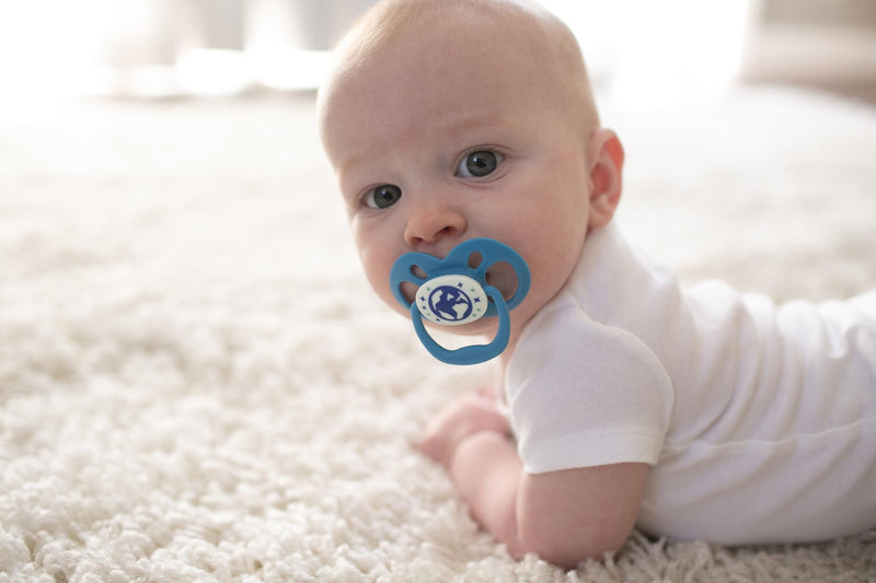 [Australia] - Dr. Brown's Advantage Glow-in-the-Dark Baby Pacifier, Fully Symmetrical Soother with Soft Silicone Bulb, 6-18m, BPA Free, Skateboard Snail and Blue Nature, 4 Pack (Style May Vary) Blue Glow-in-the-Dark 