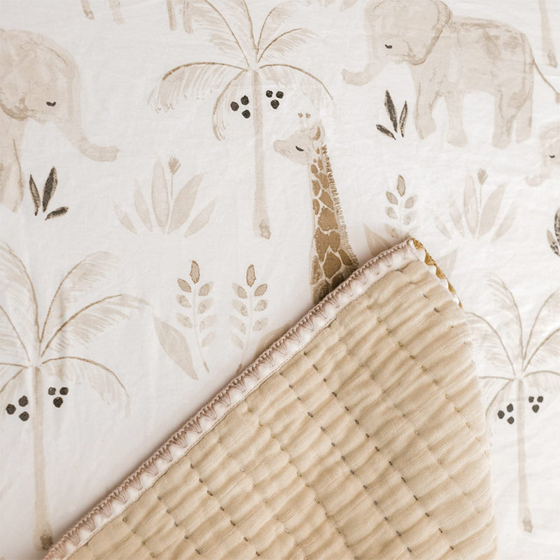 [Australia] - Crane Baby Crib Sheet, Safari Animal Crib Sheets for Boys and Girls, Soft 100% Cotton Sateen Baby Crib Sheets, Jungle Nursery Decor Toddler Sheets, Gender Neutral Baby Gift, Baby Sheets for Crib 