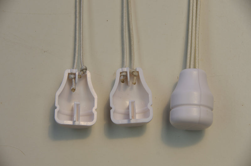 [Australia] - 8 Pack Safety White Blind Knobs. This Tassel Separates The Pull Cords When Excessive Pressure is Detected to Avoid Potential Child Or Pet Strangulation. A Smart Choice for Parents. 8 Bell Shape, White 