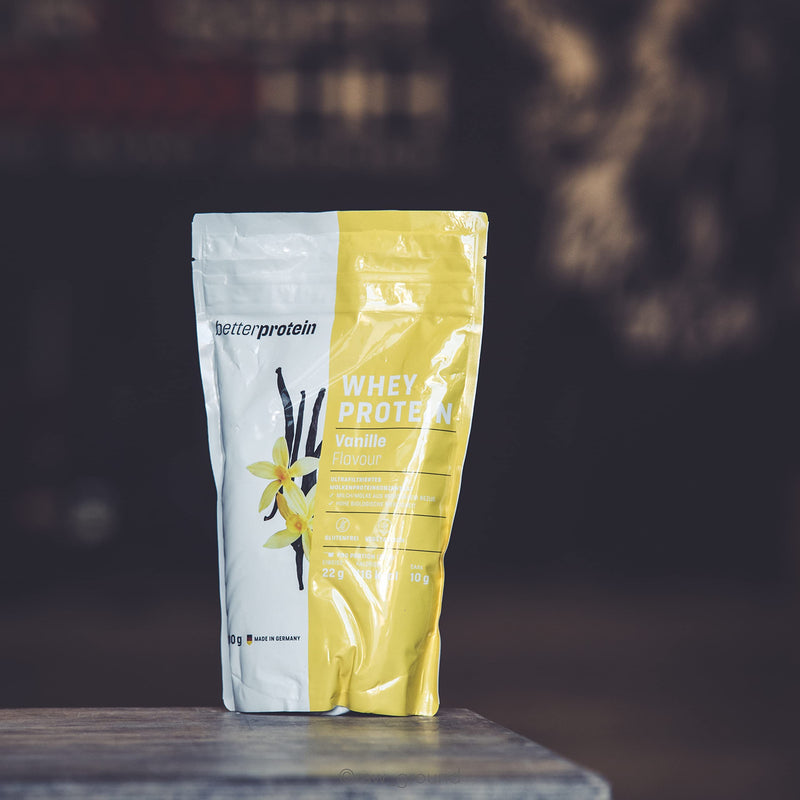 [Australia] - Whey Protein - Vanilla 1 kg - Produced in Germany from regional milk - BetterProtein® - Protein powder for building muscle and losing weight - Bag 