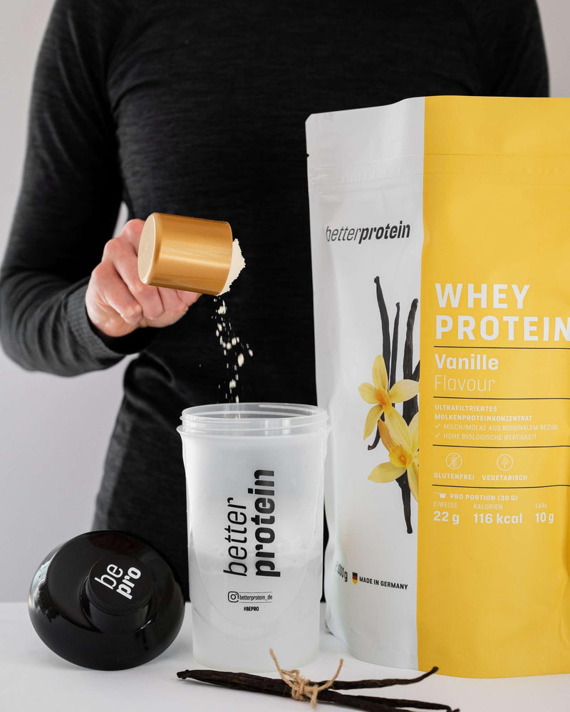 [Australia] - Whey Protein - Vanilla 1 kg - Produced in Germany from regional milk - BetterProtein® - Protein powder for building muscle and losing weight - Bag 