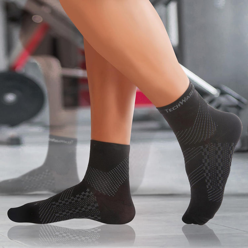 [Australia] - TechWare Pro Plantar Fasciitis Socks - Ankle Compression Socks for Women & Men. Achilles Tendonitis Brace & Foot Arch Support Medium Black / Black 