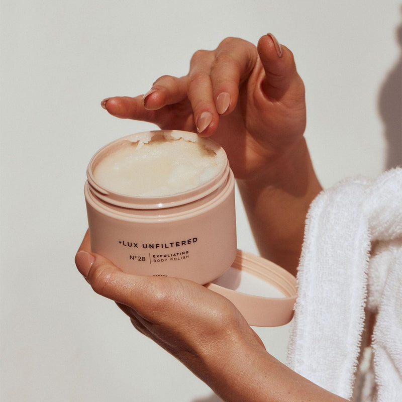'+ Lux Unfiltered - N°28 Nude Beach Exfoliating Body Polish | Exfoliating Body Scrub in Santal - Sugar Scrub with Shea Butter, Passion Fruit Oil & Vitamin E - Vegan & Cruelty Free