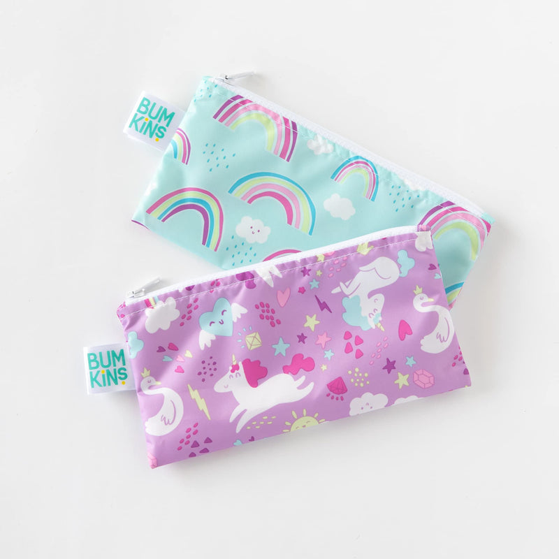 [Australia] - Bumkins Reusable Snack Bags, for Kids School Lunch and for Adults Portion, Washable Fabric, Waterproof Cloth Zip Bag, Supplies Travel Pouch, Food-Safe, 2-pk Unicorns and Rainbows G2 Unicorns & Rainbows-Sm Snack Bag 2-pk 