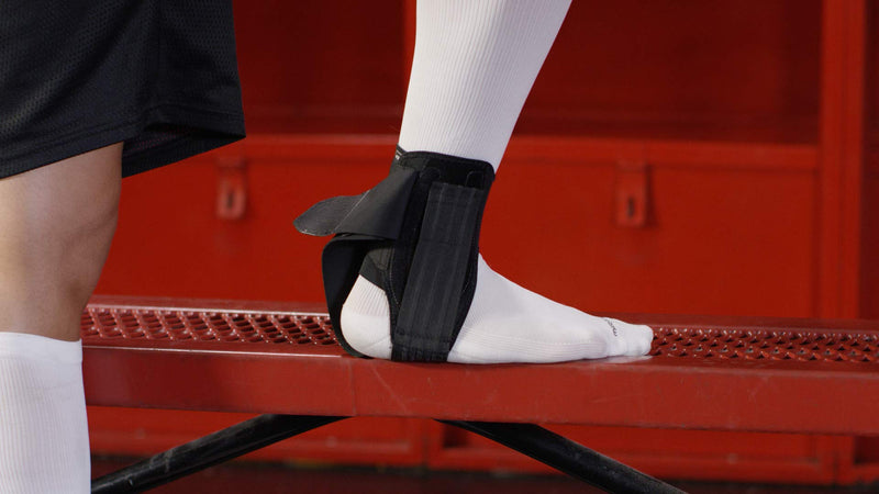 [Australia] - McDavid Stealth Lace-Free Ankle Brace, Lightweight Support and Stability with Flex-Support Stays for Cleats, Men and Women X-Large (Pack of 1) 