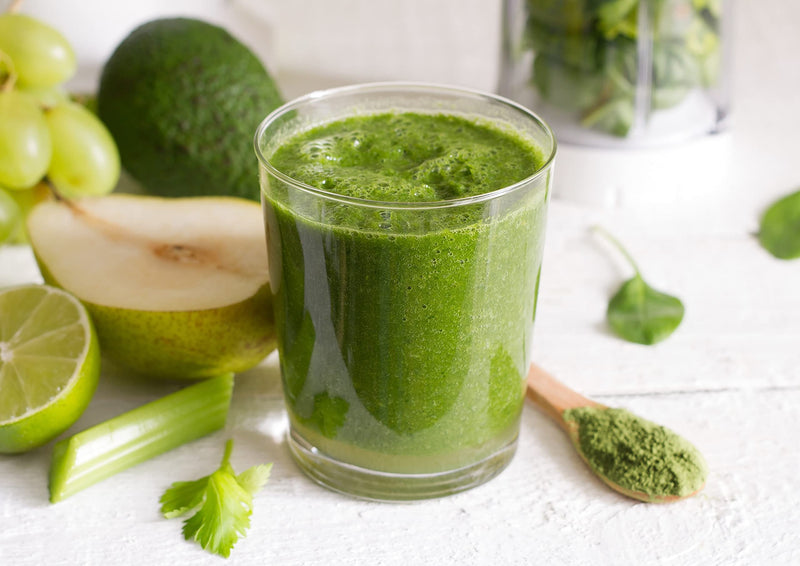 [Australia] - Food to Live Organic Alfalfa Powder, 1.5 Pounds - Non-GMO, Raw Dried Whole Young Leaves, Vegan, Great for Baking, Juices, Smoothies, Shakes, Tea, and Drinks. Good Source of Dietary Fiber and Protein 24 Ounce (Pack of 1) 