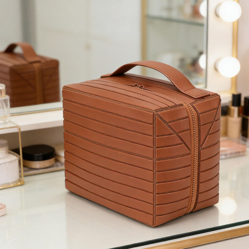Travel Makeup Bag, Large Capacity Fold Down Cosmetic Bag for Women, Waterproof PU Leather, Pull Open Toiletry Bag with Compartments, for Skincare, Brushes & Travel Essentials (Brown) Brown