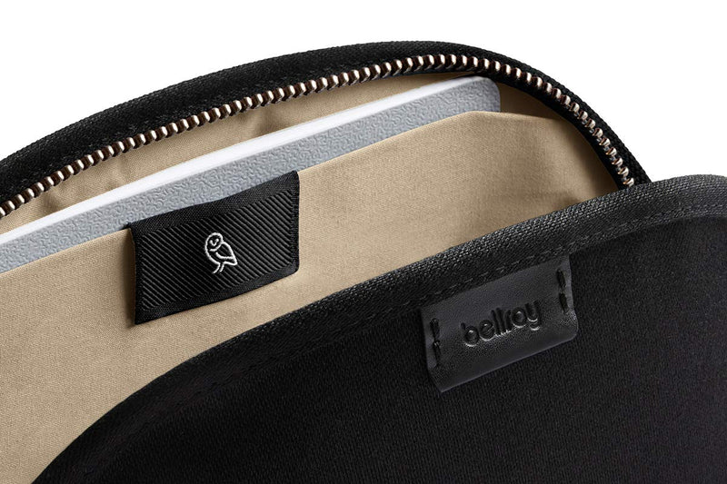 Bellroy Classic Pouch, Everyday kit, Leather and Woven Fabric (pens, Cables, Cosmetics, Personal Items) Melbourne Black