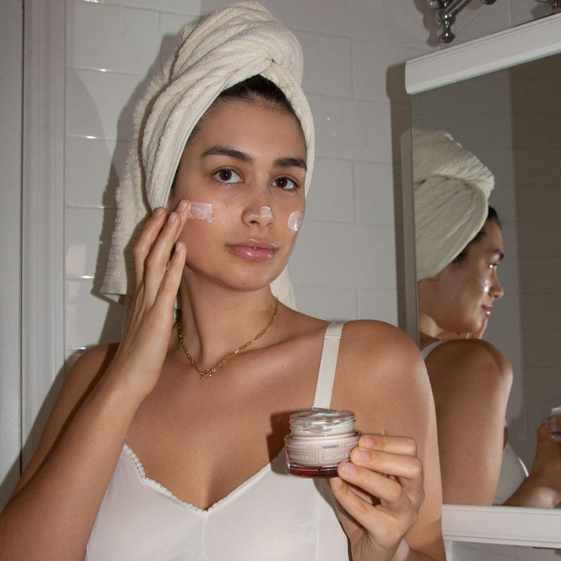 KORRES Wild Rose Skin Brightening Night Cream, 40 ml | Vitamin C, Hyaluronic Acid & Turmeric Extract, Overnight Facial Cream, For Tired, Depleted Skin