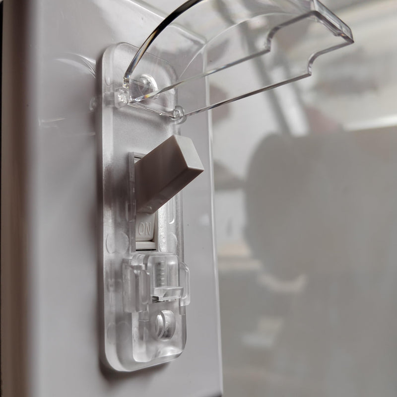 [Australia] - Light Switch Guard Cover, 2 ChildProof Wall Switch Guard Cover for Toggle Light Switch Protects Your Lights or Circuits from being Accidentally Turned On or Off 2 Pack 