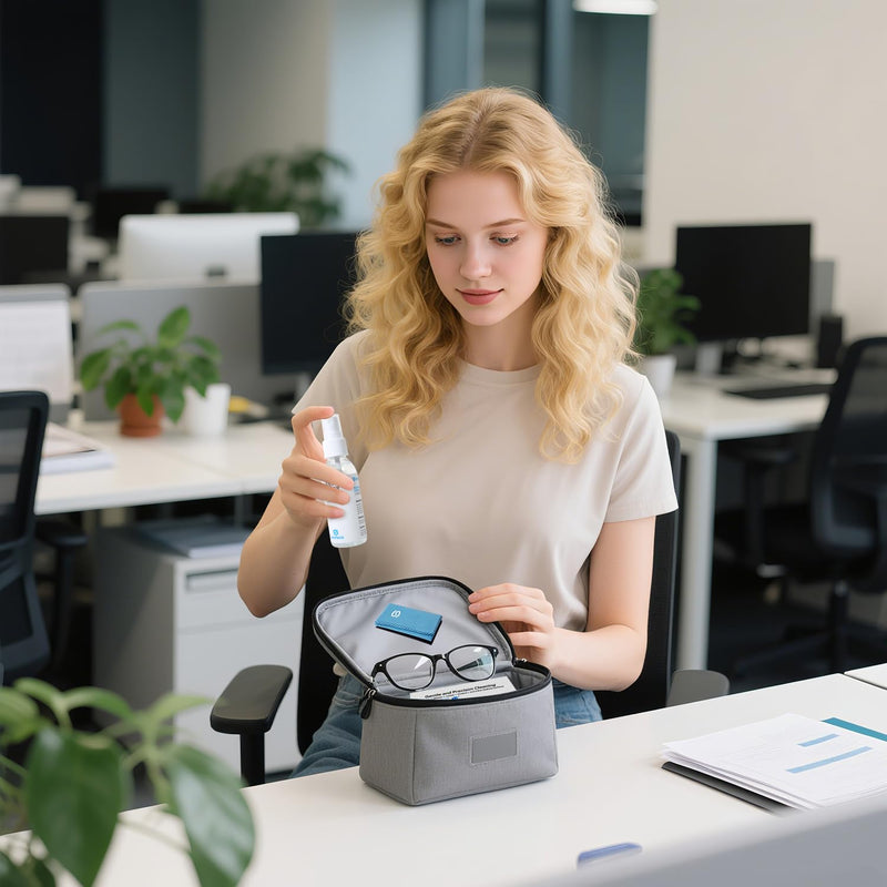 [Australia] - SmoTecQ Lens Cleaner Spray Kit ‚Äì Plant-Based, Alcohol-Free Cleaning Solution for Glasses, Camera Lenses & Screens | Includes 2 x 2oz Spray Bottles, 2 Streak-free Microfiber Cloths & 1 Travel Pouch 4 Fl Oz (Pack of 1) 