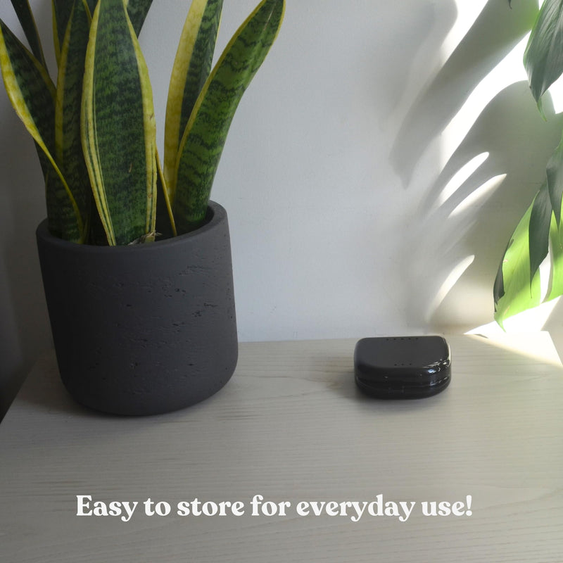 Retainer Case with Vent Holes - Orthodontic container for holding retainers, aligner, night-guard/mouth-guard. Small and Durable retainer case 1 Pack Black