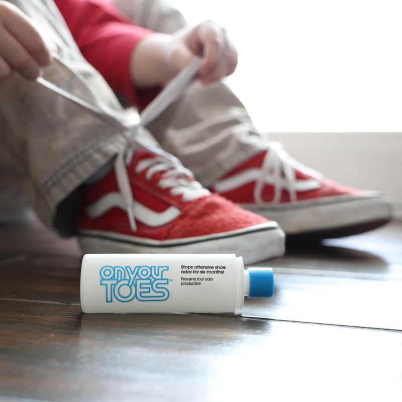 On Your Toes Foot Powder, Natural Aluminum-Free Shoe Odor Eliminator 1-Pack | Fast-acting, long-lasting, no perfume, podiatrist recommended, up to 3 pairs of shoes per bottle for kids, men & women, USA 0.75 Ounce (Pack of 1)
