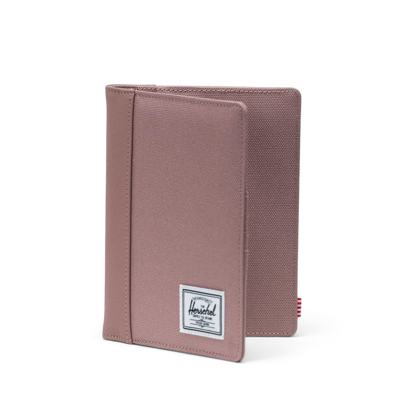Herschel Supply Co. Raynor Passport Standard Ash Rose