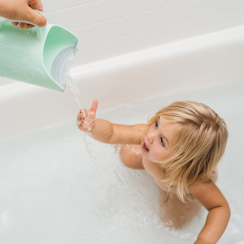 [Australia] - Dr. Brown's CleanUp Dino-Pour Bath Rinse Cup, 0m+, BPA Free, Certified Plastic Neutral 