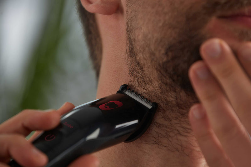 [Australia] - GRUNDIG MGK 9030 ProClub multi-hair cutting set, BeardCare sensor, wet & dry use, with Li-Ion battery technology, cutting set with titanium coating, matt black/red 