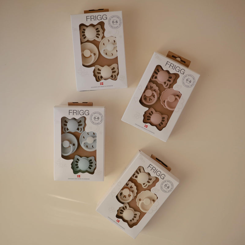 [Australia] - FRIGG Baby's First Pacifier Set | Floral Heart 4-Pack | Made in Denmark | BPA-Free (Blush, 0-6 Months) Blush 