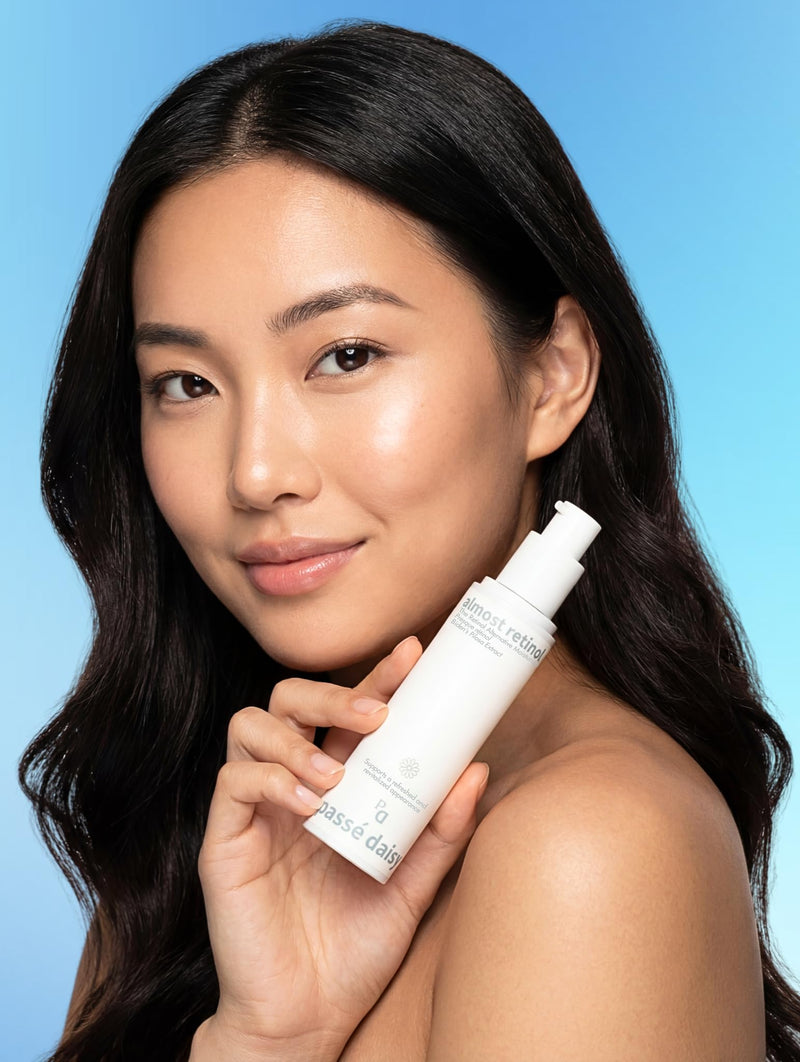 Passé Daisy, Renewal Moisturizer Sérum, Face Care, Skin Booster, Age-Defying, Vitamins, Antioxidants, Softens Look of Fine Lines, Sensitive Skin, Lightweight, Natural Formula, 1.69 Fl Oz.