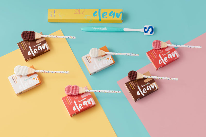 [Australia] - SuperMouth¬Æ Double Scoop Kids Tongue Scraper ‚Äì Dual-Sided Brush & Scraper Removes Odor-Causing Buildup, Fights Bad Breath, Easy-Grip Ice Cream Design, 3 Yummy Scents, Ages 6-12, Essential Oral Care Strawberry Double Scoops 
