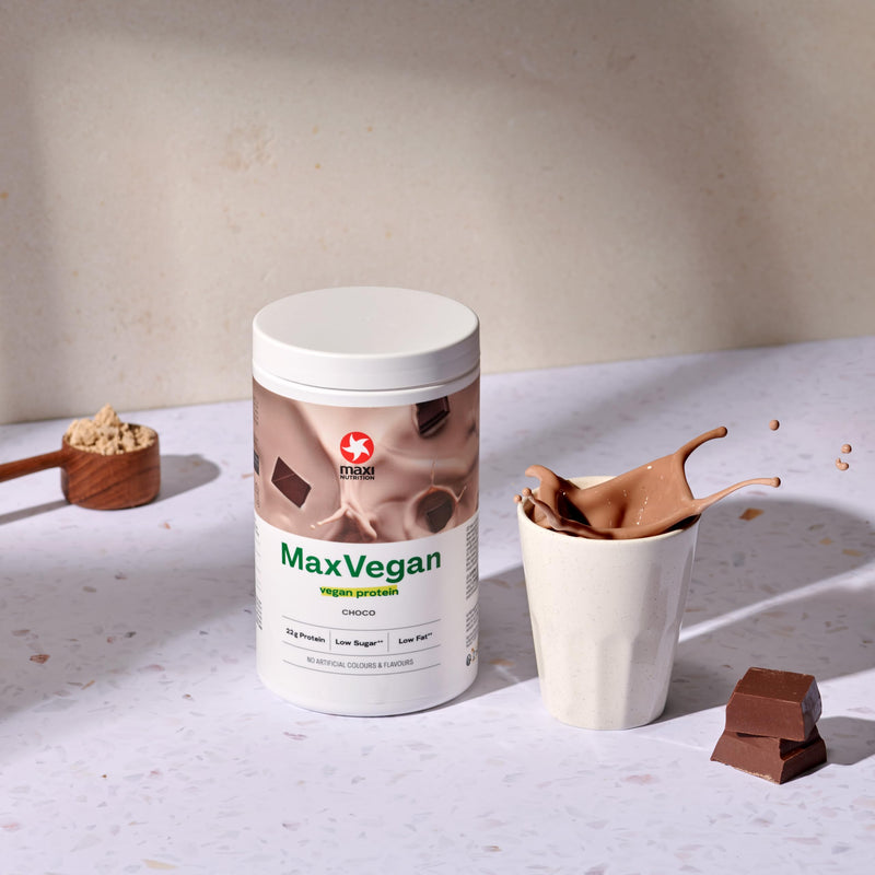 MaxiNutrition Vegan Protein Powder Chocolate 420 g, Vegan Protein Powder Made from Pea & Almond Protein, Free from Soy and No Artificial Flavours, Makes 14 Protein Shakes with 22 g Protein, Made in
