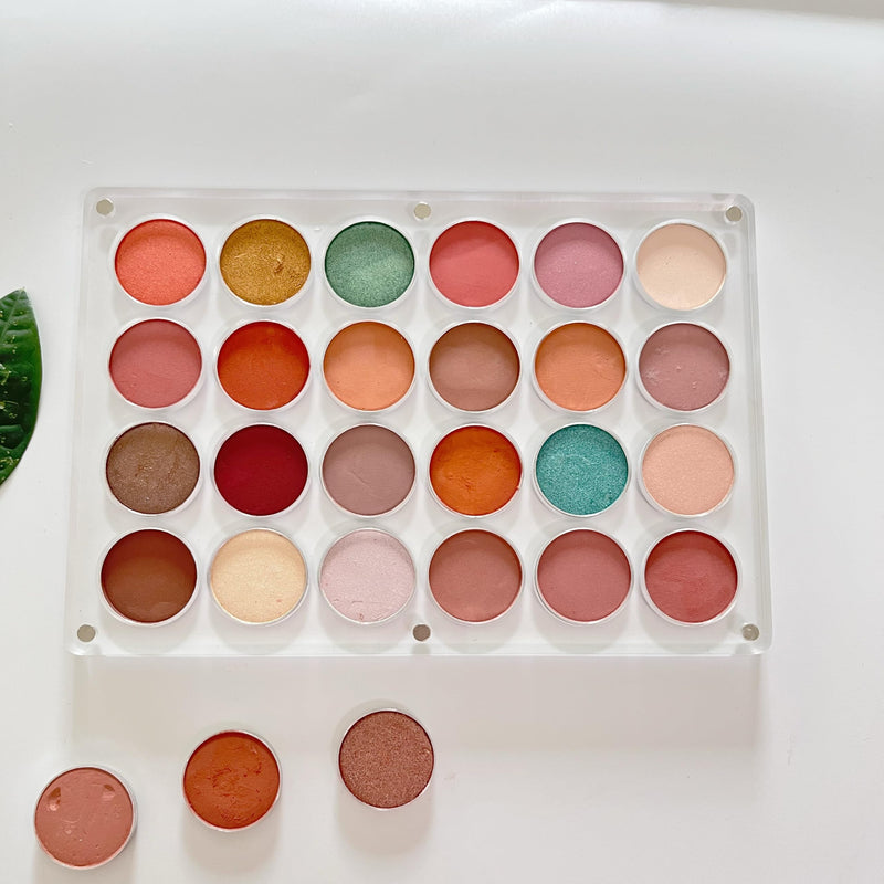 [Australia] - New Acrylic Transparent Elegant Empty Magnetic Eyeshadow Makeup Palette -26mm x24 holes 