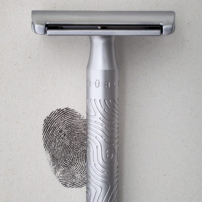 [Australia] - MÜHLE Companion Safety Razor – Women's Double-Edged Body Razor for Shaving, Gentle Use, Suitable for Body, Legs, & Underarms, Longer Handle, Long Lasting Blade Blue 