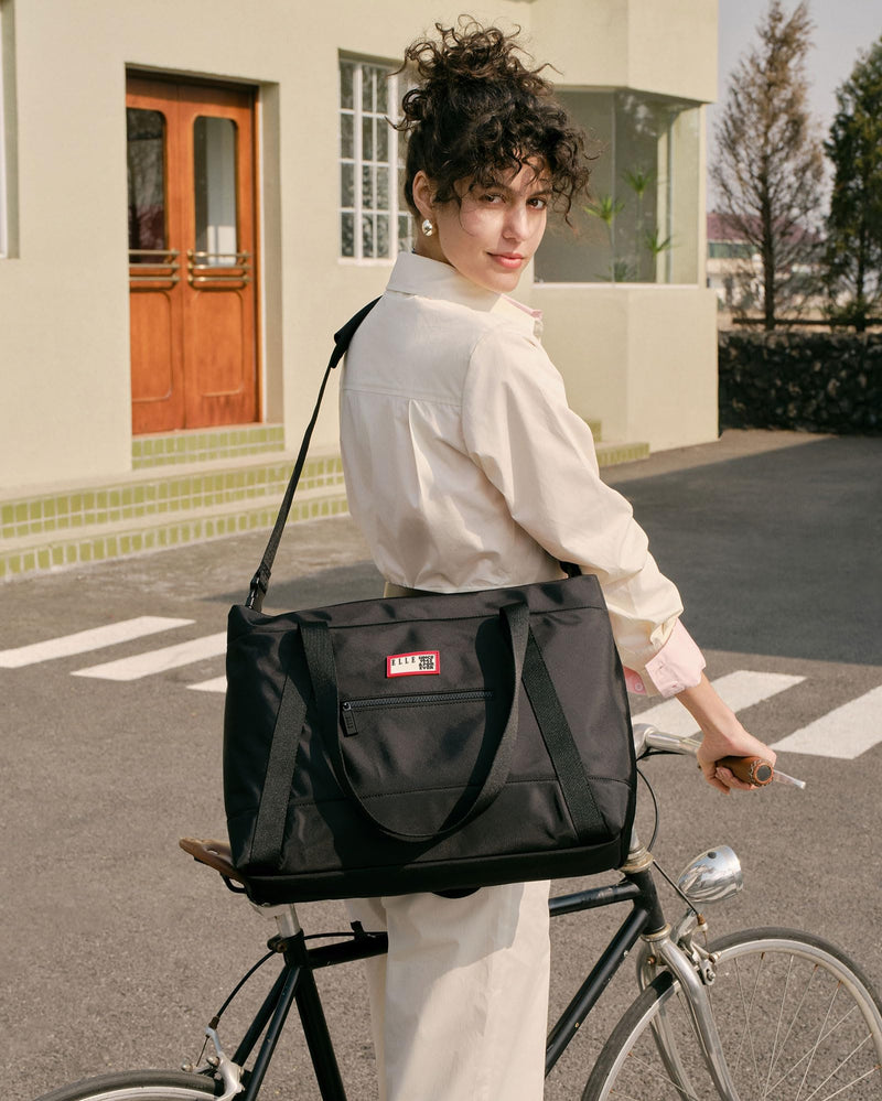 ELLE 20 Inch Carry On Duffle Bag, Water Resistant Duffel for Trips & Gym Black