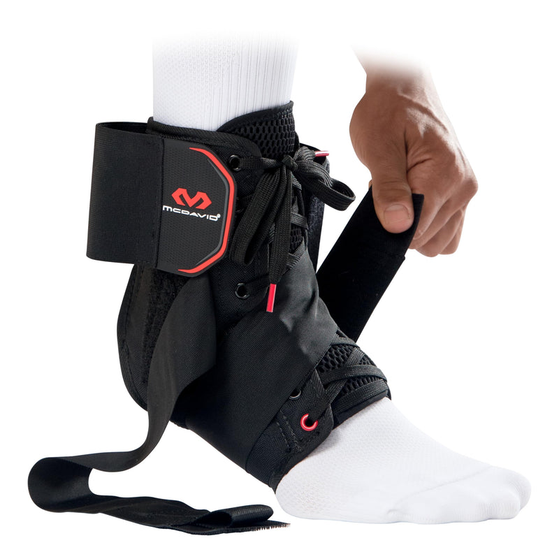 [Australia] - McDavid Ankle Brace Ultralight for Sprained Ankle, Figure 8 Ankle Braces, Lace up Ankle Brace, Ankle Braces for Men and Women, Ankle Support Brace and Stabilizer Medium Black 