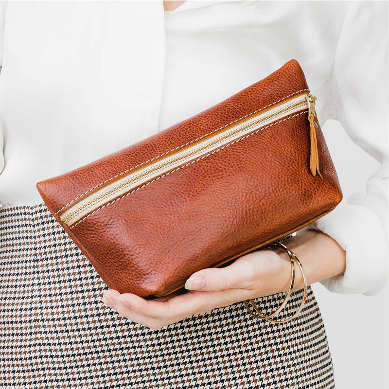 Portland Leather Goods Makeup Bag – Travel Friendly Cosmetic Bag with Zipper Closure for Organizing Makeup & Toiletries – Handmade from the Finest Full-Grain Hides – Extra Large, Nutmeg