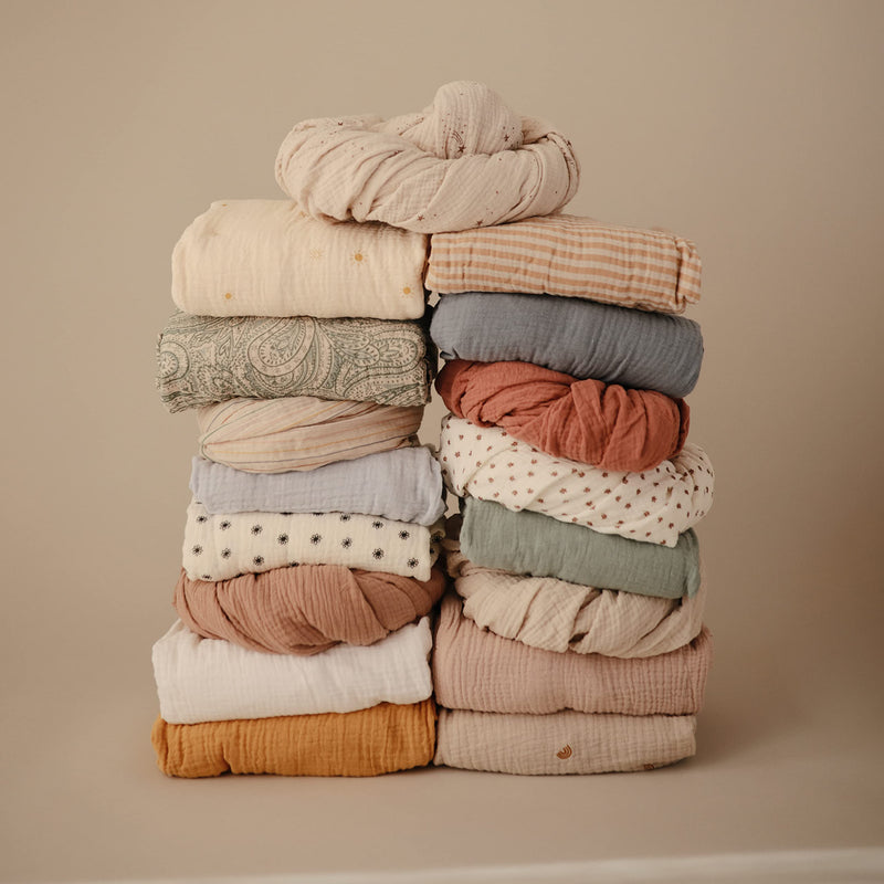 [Australia] - mushie Extra Soft Muslin Fitted Crib Sheet | 192 Thread Count | 28"x 52" (Fog) Fog 