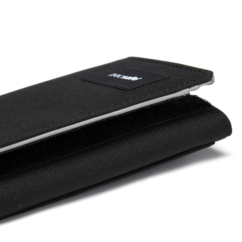 Pacsafe RFIDsafe RFID Blocking Trifold One Size Jet Black