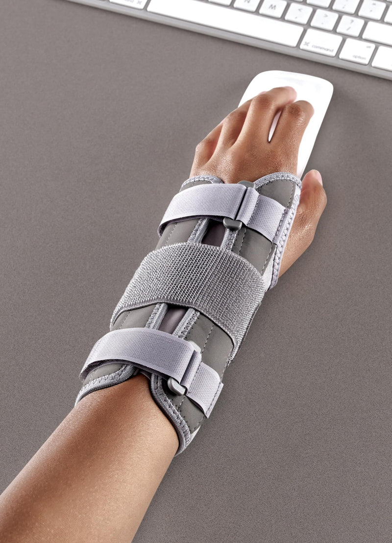 ACE Brand Carpal Tunnel Wrist Stabilizer, Wrist Support for Carpal Tunnel, Adjustable Wrist Brace With Memory Foam Palm, One Size Fits Most 5.5-9 Inch (Pack of 1) Left Hand