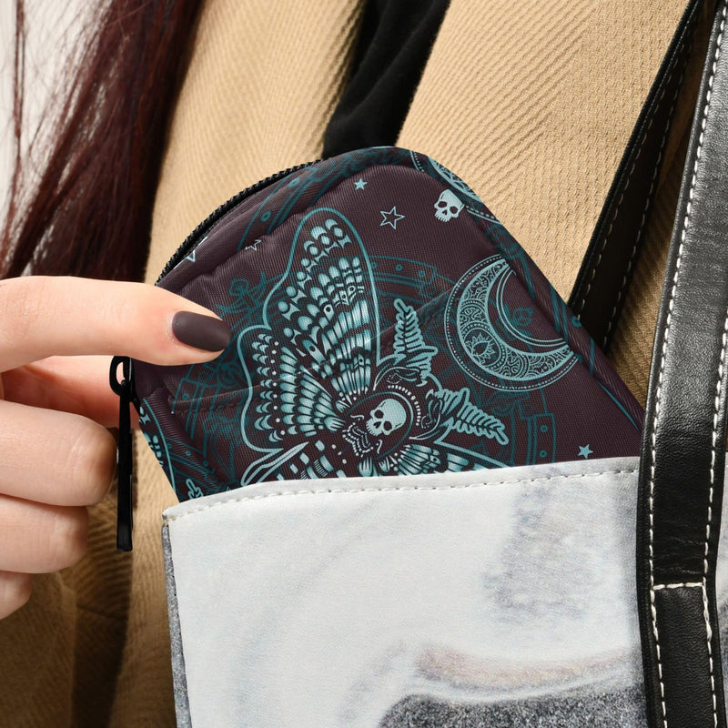 Travel Pill Organizer Bag Weekly Pill Organizer Case Gothic Skull Butterfly Portable Small Daily Pill Boxes for Vitamin Fish Oils Supplement Holder with Zipper Compact Size Skulls 214