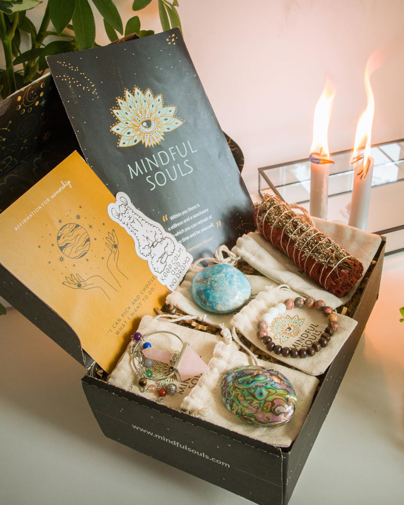 Spiritual Healing Gift Set – Meditation & Mindfulness Box with Buddha Figurine, Healing Crystals, Mala Beads, Essential Oil & Gemstone Jewelry – Holistic Self-Care & Inner Peace Kit