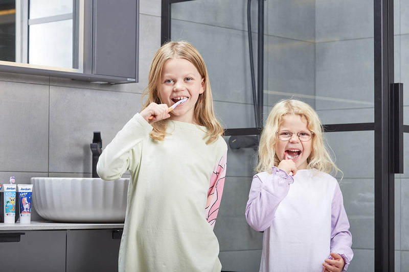 Jordan* | Step 1 + Step 3 Toothbrush Pack | Pack of Toothbrushes for Babies 0-2 Years and Children 6-9 Years Old | 4 + 4 Units