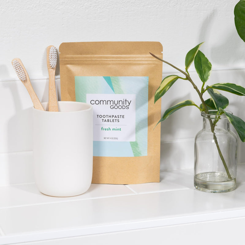 [Australia] - Fresh Mint Toothpaste Tabs (Community Goods Fresh Mint Toothpaste Tablets with Nano Hydroxyapatite | Naturally Whitens, Fluoride-Free, Cruelty-Free, Vegan | Kraft Pouch with 248 tabs, 4 Month Supply) 1 Count (Pack of 248) 