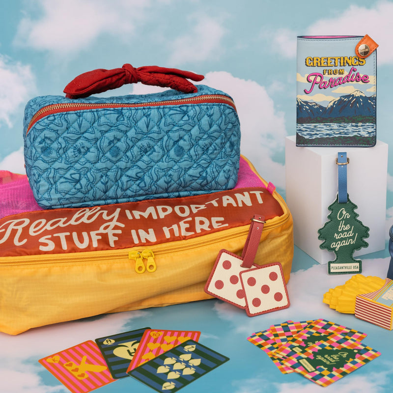 ban.do Getaway Quilted Toiletry Bag with Bow Handle and Satin Interior (Flowers and Bows)