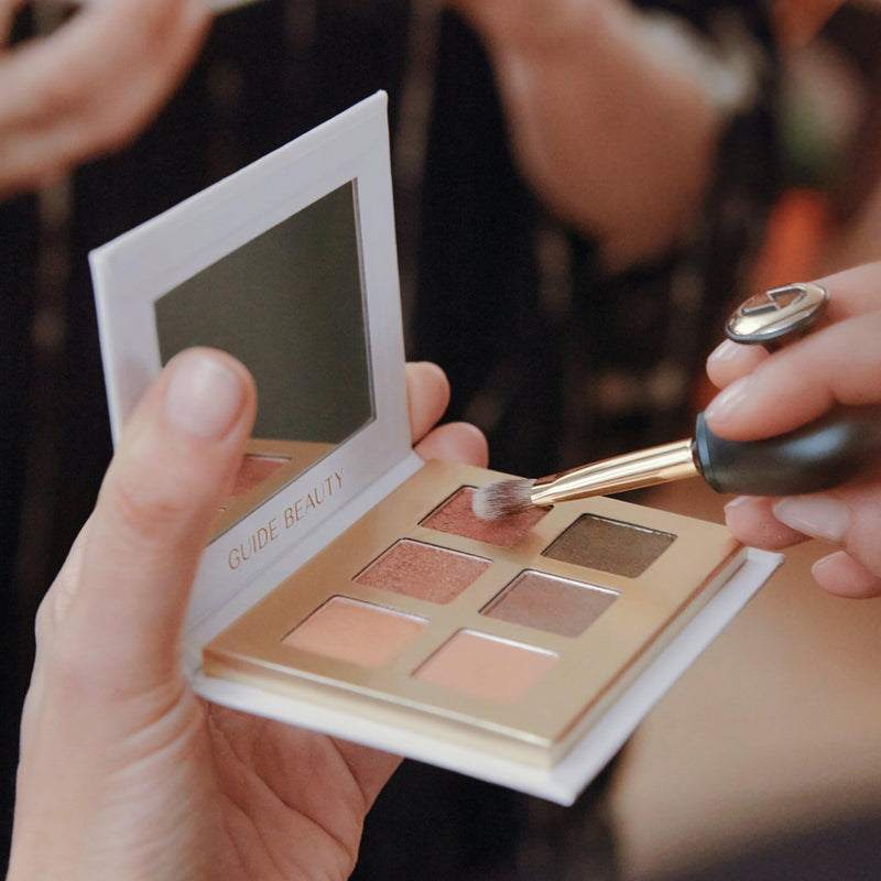 [Australia] - Guide Beauty Shadow Palette, Shimmer Eyeshadow Palette Featuring Hues Ranging from Radiant Golden Champagne & Copper Rose to Dusky Greens, Universal, Ergonomic Design, 6 Shades, 1 pc 