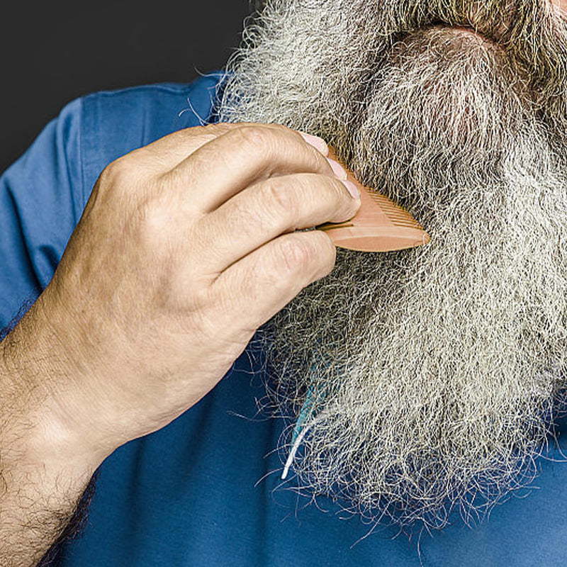 [Australia] - Antistatic beard comb with double-sided comb, premium beard comb made of fragrant sandalwood, pocket comb with double teeth for daily beard care and applying beard oil/beard balm 