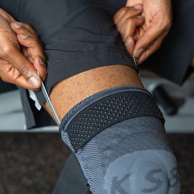 OS1st Patellar Stabilizing Adjustable Performance Knee Brace KS8 for Knee Pain & Injuries, Post Surgery, and Tendon Tears X-Large