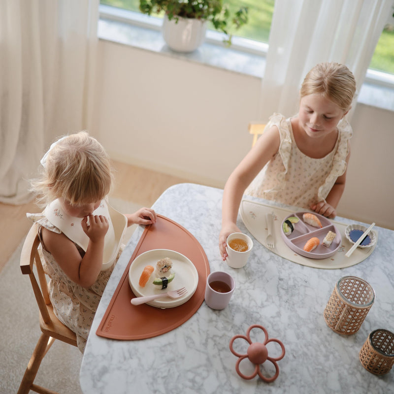 [Australia] - mushie Classic Silicone Suction Plate | BPA-Free Non-Slip Design (Ivory) Ivory 