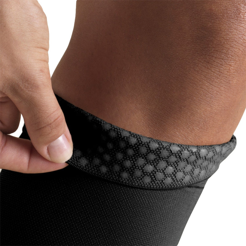 [Australia] - Truform 20-30 mmHg Compression Stockings for Men and Women, Thigh High Length, Dot-Top, Open Toe, Black, Medium Medium (1 Pair) 