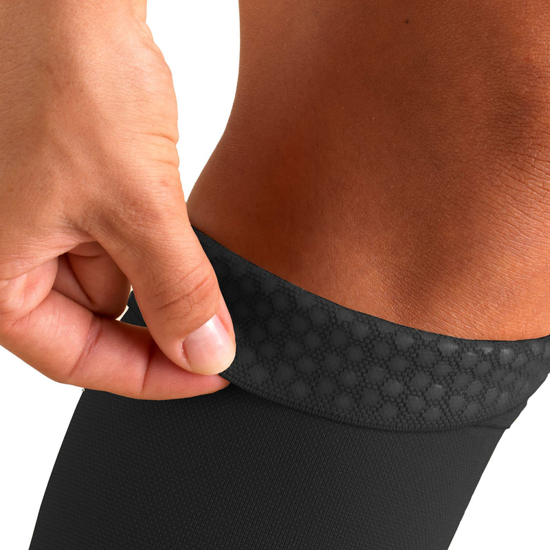 [Australia] - Truform 20-30 mmHg Compression Stockings for Men and Women, Thigh High Length, Dot Top, Closed Toe, Black, Medium Medium (1 Pair) 