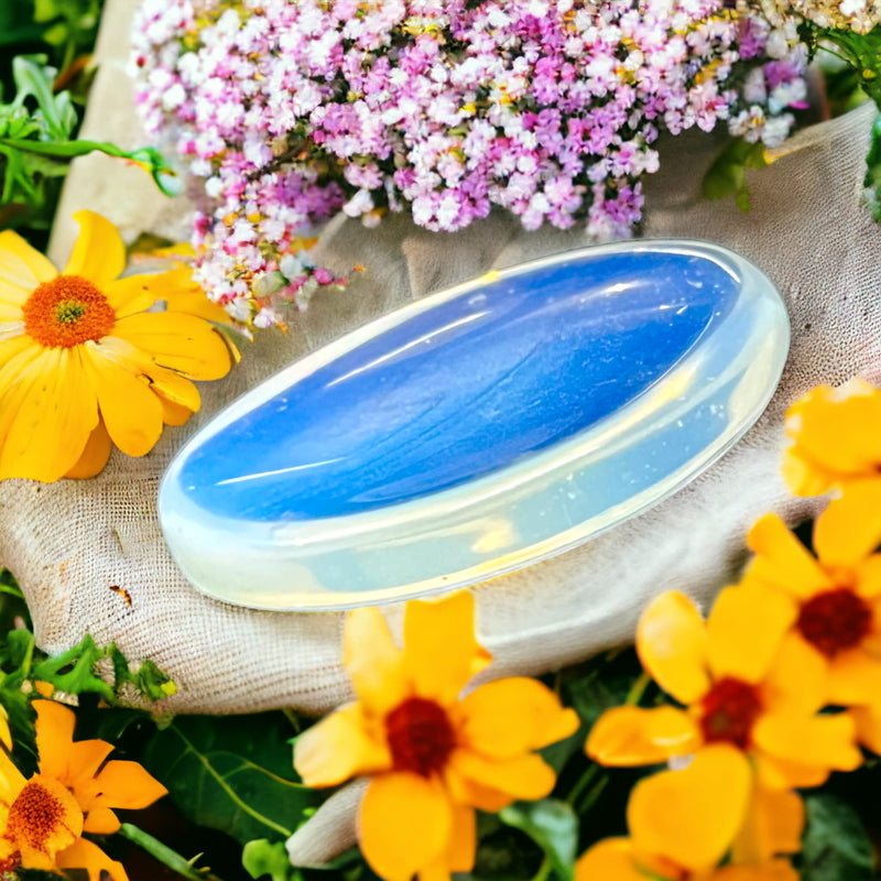 [Australia] - Worry Stone – Opalite Crystal Thumb Worry Stones for Anxiety, Stress – Relaxing and Soothing Balance Stones for Meditation, Stress Relief – Healing Stones and Crystals for Men and Women 