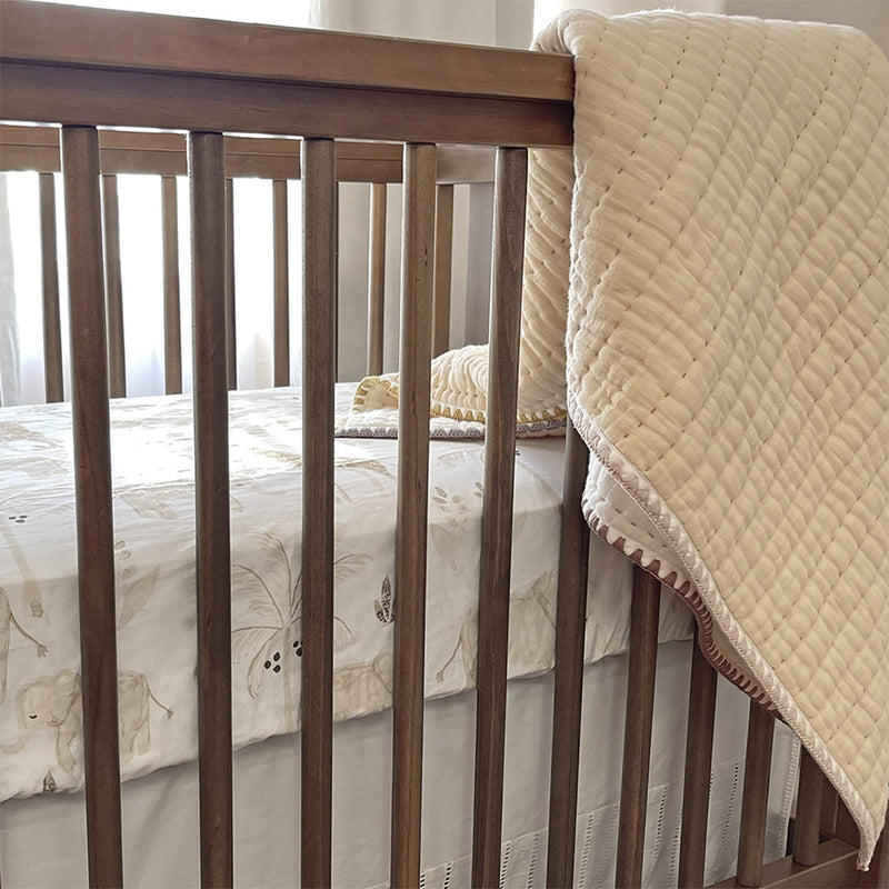 [Australia] - Crane Baby Crib Sheet, Safari Animal Crib Sheets for Boys and Girls, Soft 100% Cotton Sateen Baby Crib Sheets, Jungle Nursery Decor Toddler Sheets, Gender Neutral Baby Gift, Baby Sheets for Crib 