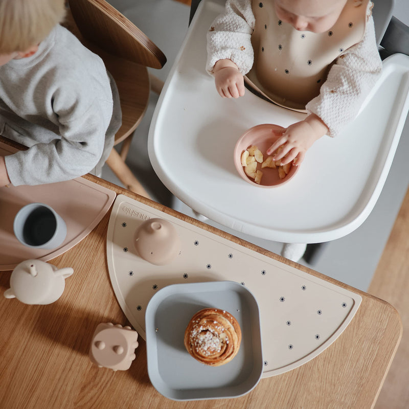 [Australia] - mushie Square Dinnerware Plates for Kids | Made in Denmark, Set of 2 (Cloud) (Cloud) Square Plate 