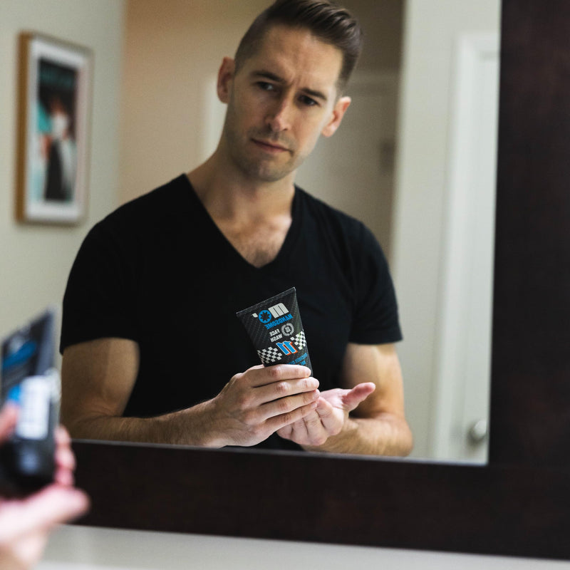 Mo' Handsome Men's Face Wash Deep Cleaning Facial Cleanser for Oily & Combination Skin - Aloe Vera, Vitamin E & Pro-B5 - Sulfate-Free, Paraben-Free Post-Workout Daily Face Wash for Men