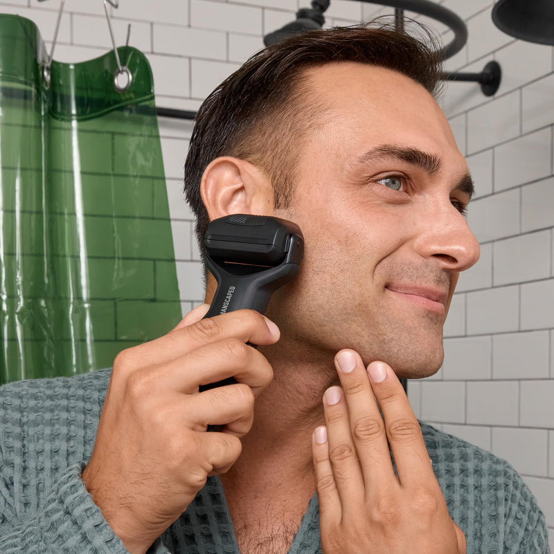 MANSCAPED® The Chairman™ PLUS Replacement Precision Trimmer Blade - Ultra-Close Sideburn, Jawline, Neckline Facial Hair Blade for Men's Face Shaver, Magnetic Head Attachment (1-Pack)