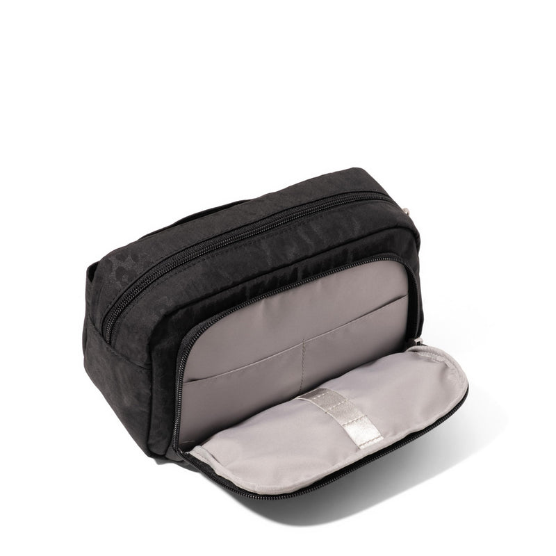 Baggallini Pocket Cosmetic With Brush Organization One Size Black Cheetah Emboss