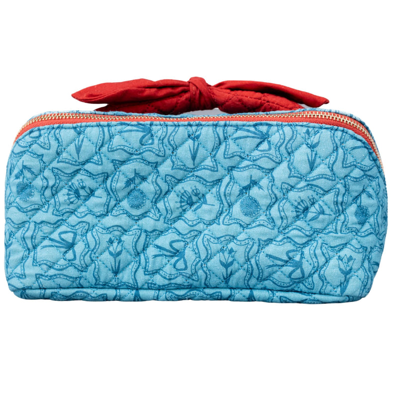 ban.do Getaway Quilted Toiletry Bag with Bow Handle and Satin Interior (Flowers and Bows)